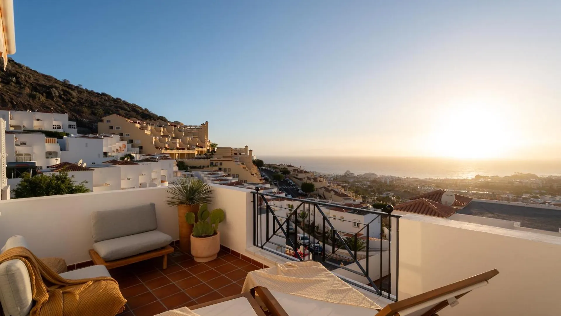 Mosaico Ocean View Boutique Apartment Costa Adeje  Spanien